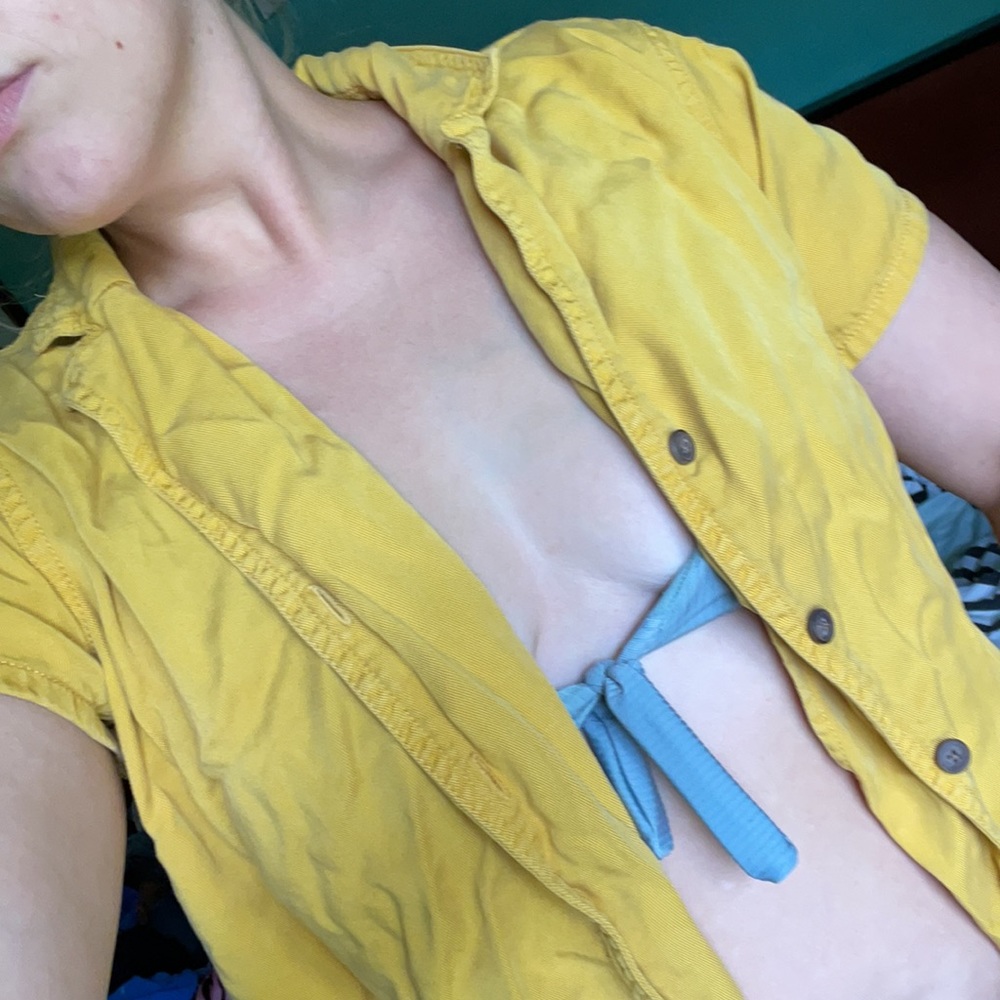Short sleeve top